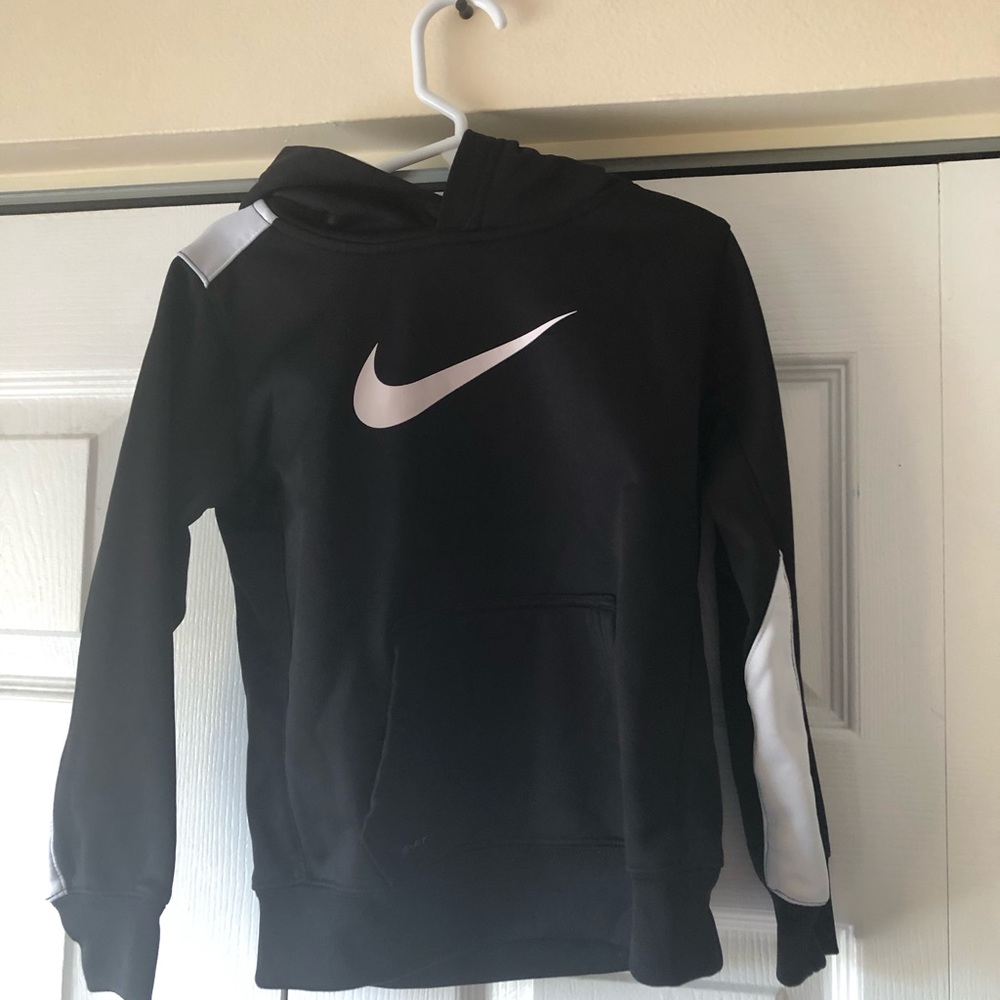 Nike- Boys Hoodie